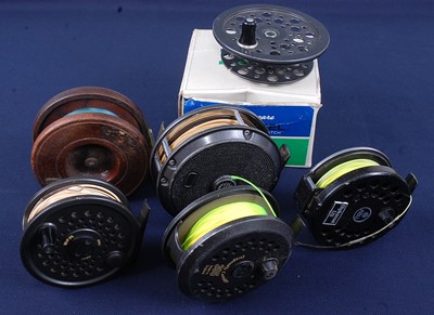 Lot 342 - A Shakespeare Super Condex 4" centre pin reel,...