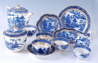 Lot 2049 - A quantity of late 18th century Caughley...
