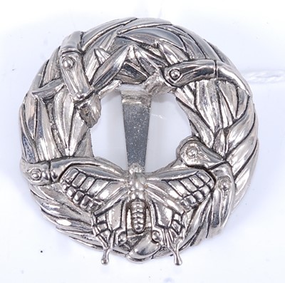 Lot 427 - A John Hardy white metal butterfly clip brooch,...