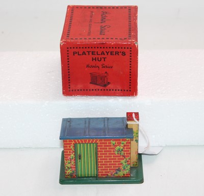Lot 220 - 1930-4 Hornby Platelayer’s Hut, opening...