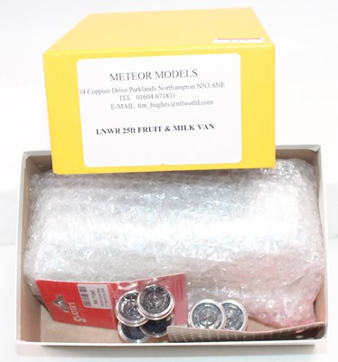 Lot 277 - Meteor Models 0 gauge kit for LNWR 25ft Fruit...