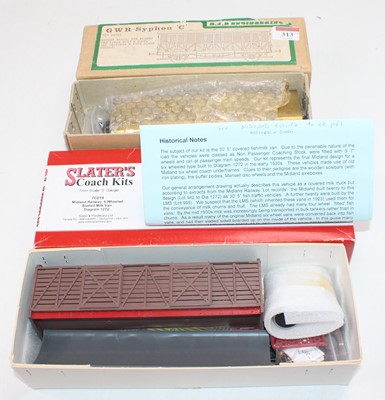 Lot 313 - Two O gauge wagon kits: Slater’s ref 7C019 MR...