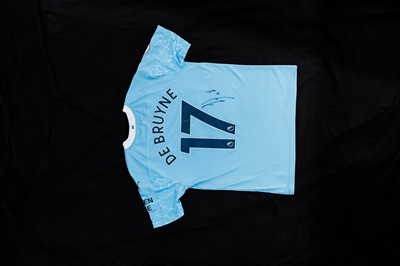 Lot 8 - Kevin De Bruyne: Manchester City FC signed...