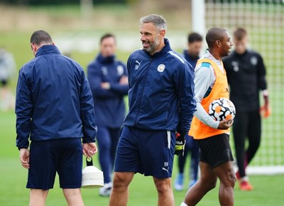 Lot 15 - Richard Wright: 1-2-1 goalkeeping masterclass...