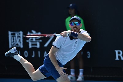 Lot 80 - Jamie Murray: Dunlop’s NEW CX 200 racket...
