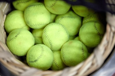 Lot 112 - The Queen’s Club: Real Tennis Lesson with...