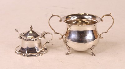 Lot 249 - A George V silver sugar basin, having a shaped...