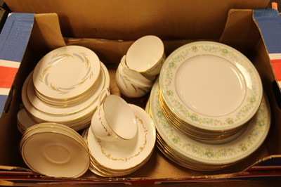 Lot 578 - A Royal Doulton porcelain Tudor Court pattern...