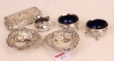 Lot 285 - A pair of Edwardian silver bonbon dishes,...
