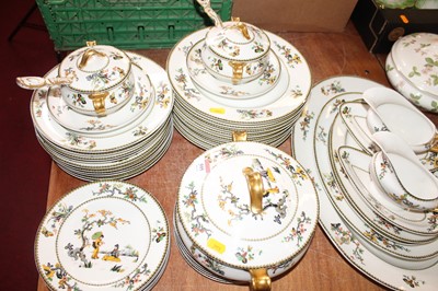 Lot 595 - A French Haviland Stephenson porcelain dinner...