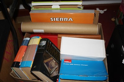Lot 664 - A box of miscellaneous items to include...