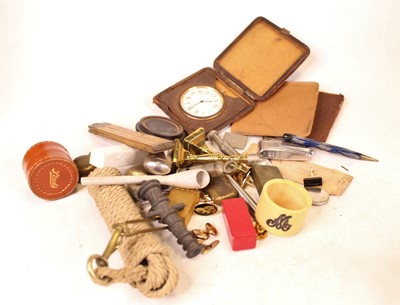 Lot 342 - A collection of miscellaneous items, to...