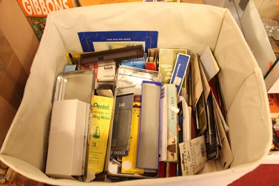 Lot 524 - One box of pen accessories etc