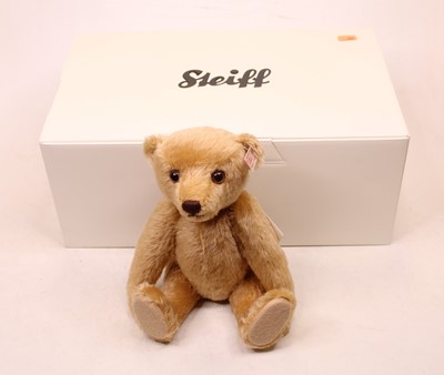 Lot 564 - A Steiff blond mohair teddy-bear, boxed