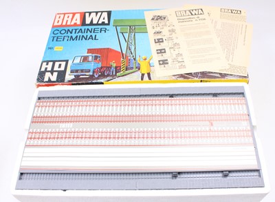 Lot 498 - Brawa Container Terminal 1162HO. Appears...
