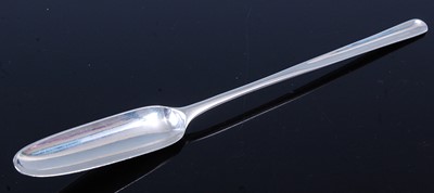 Lot 2116 - A George III silver double-ended bone marrow...