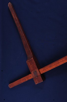 Lot 286 - An early 20th century beech horse measure,...