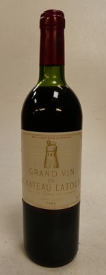 Lot 1085 - Château Latour, 1982, Pauillac, one bottle