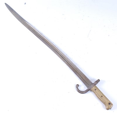 Lot 28 - A French model 1866 chassepot bayonet, having...