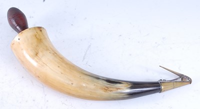 Lot 135 - An early 19th century horn powder flask,...