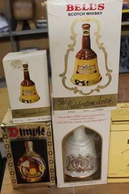 Lot 1531 - Bell's blended Scotch whisky, Christmas 2008...