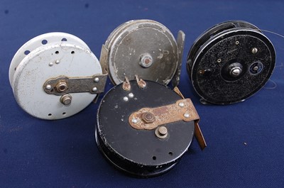 Lot 357 - A J.W. Young & Sons Rapidex 4" centre pin fly...