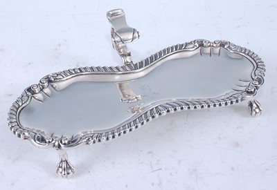 Lot 2068 - An early George III silver snuffer tray,...