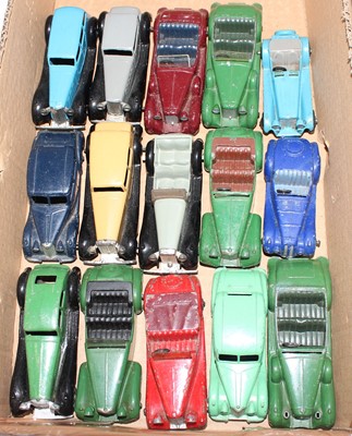 Lot 1063 - 1 tray containing 15 early Dinky Toys cars to...