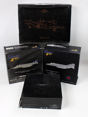 Lot 911 - Four various boxed Gemini and Royal Class...