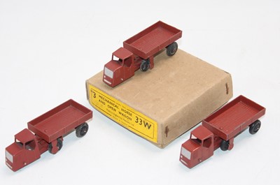 Lot 1102 - Dinky Toys No. 33W Mechanical Horse and Open...