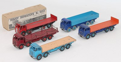 Lot 1121 - One tray containing 5 Dinky Toys Foden Trucks...