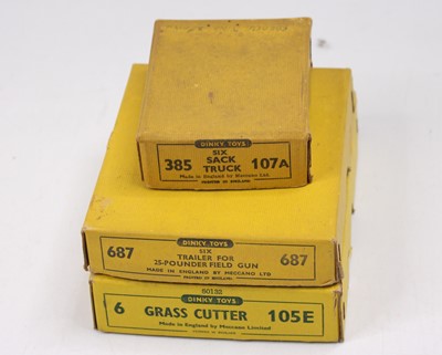 Lot 1130 - Dinky Toys original empty trade boxes group of...