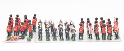 Lot 1528 - Britains loose plastic Eyes Right Scots Guards...
