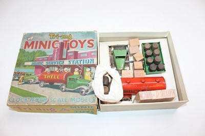 Lot 1164 - Triang Minic Presentation Set No. A Mechanical...