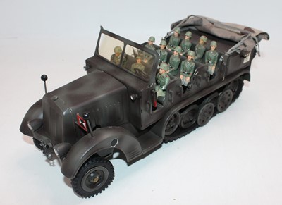 Lot 1533 - Hausser Reproduction Model Nr 731, model of a...