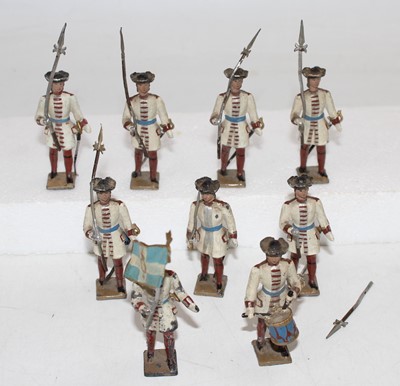 Lot 1539 - Mignot 1930s production Infantry of Louis XIV...