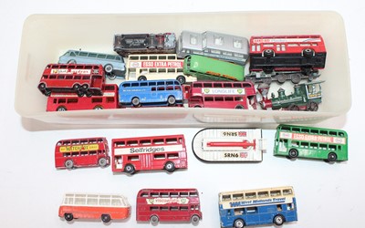 Lot 1655 - A small tray containing various Matchbox bus...