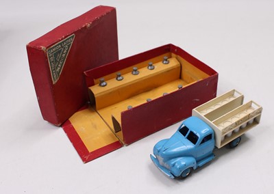 Lot 1726 - French Dinky Toys No.25-0 Studebaker Milk...