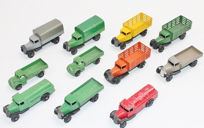 Lot 1761 - One tray containing a quantity of Dinky Toys...