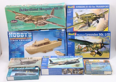 Lot 1468 - Revell and Guillows various second world war...