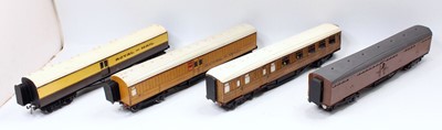 Lot 220 - Four 0 gauge kit/handbuilt bogie coaches, all...