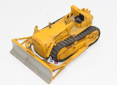 Lot 1289 - Spot On No.116 Caterpillar D9 Bulldozer, loose...