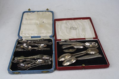 Lot 271 - A collection of silver and white metal...