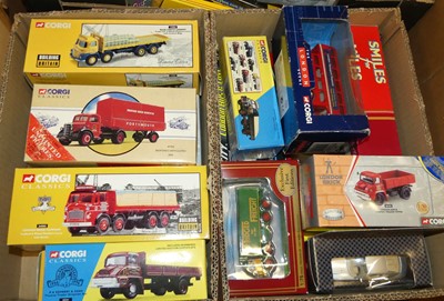 Lot 1536 - Two trays of mainly commercial vehicles...