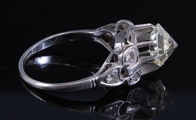 Lot 2184 - A white metal diamond solitaire ring,...