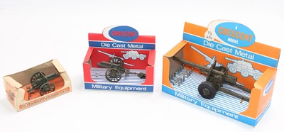 Lot 1631 - Crescent military group of 3 boxed models to...