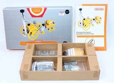 Lot 107 - Two ‘modern’ Meccano sets: 1978 No.4 motorised...