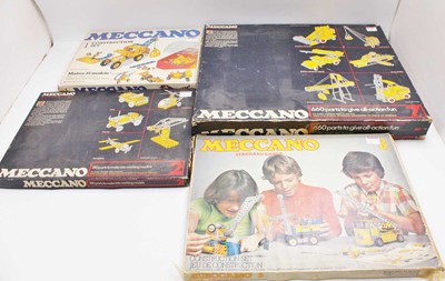 Lot 112 - Four Meccano sets – all ‘modern’ – Set No.7...