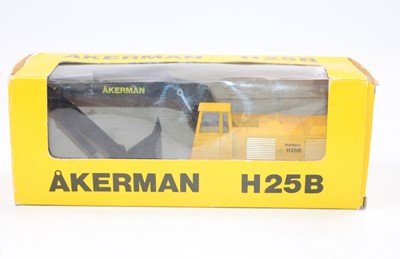 Lot 1301 - NZG No.148 1/50th scale model of an Akerman...