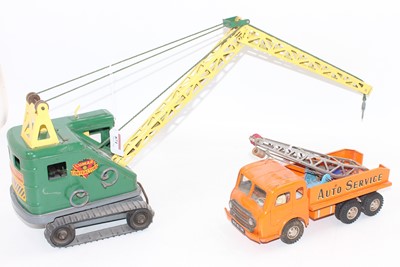 Lot 871 - Two tinplate models to include, Marx Toys...